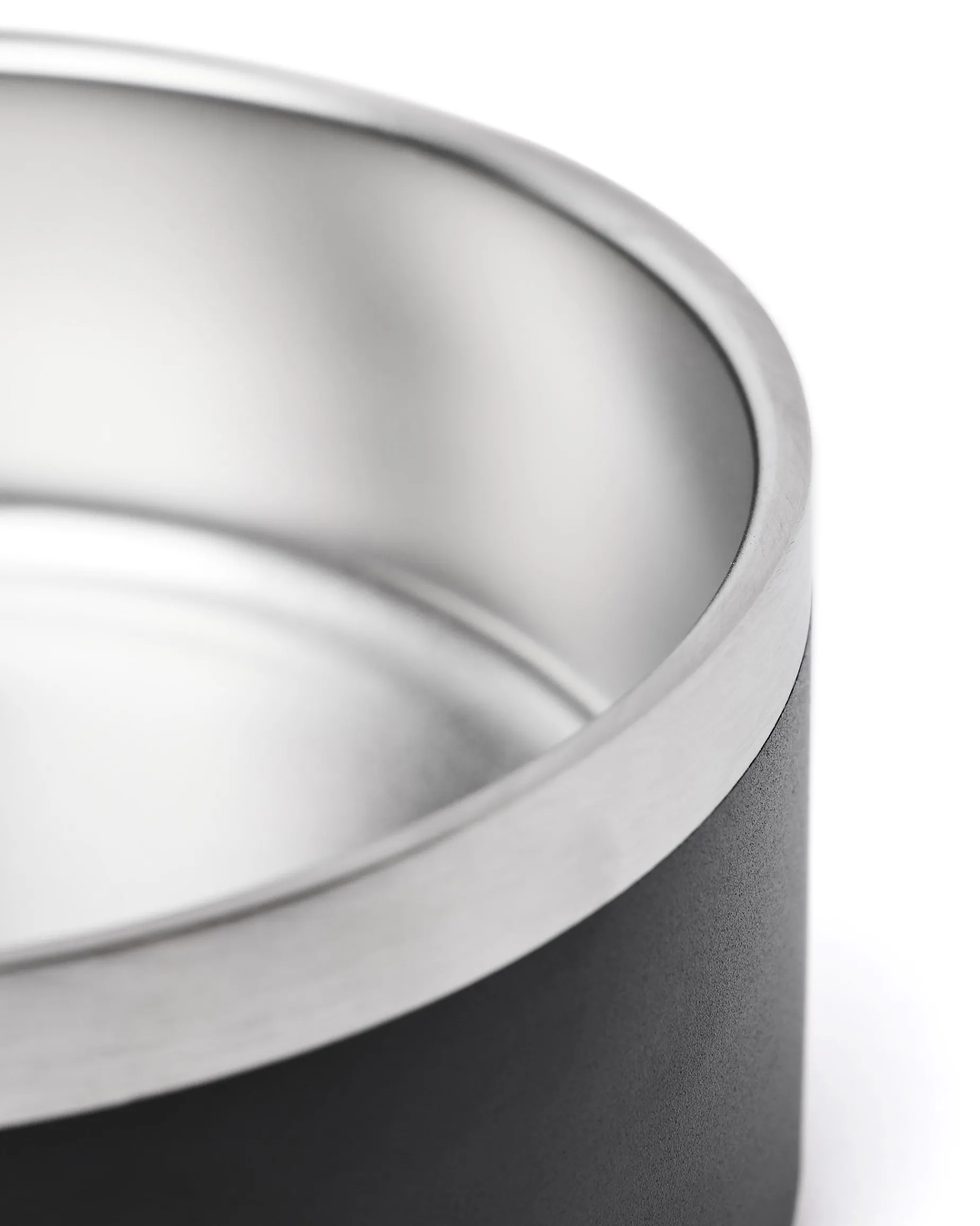 Small WO Dog Bowl Black